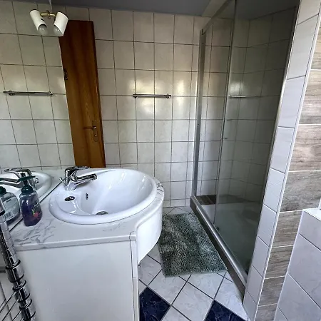 Apartment T & T Vermietung Bkl Gbr *